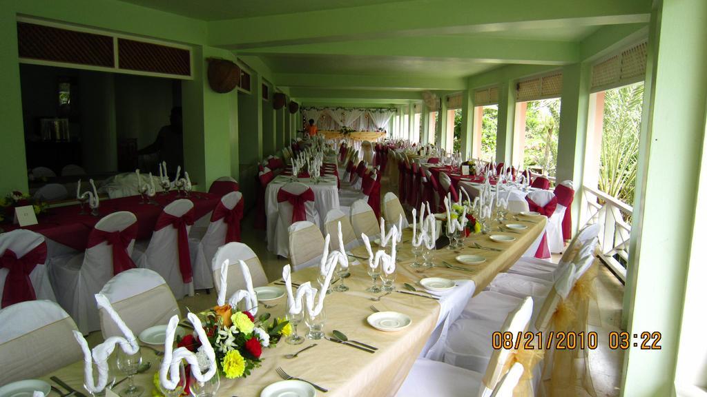 Treasure Beach Hotel Esterno foto