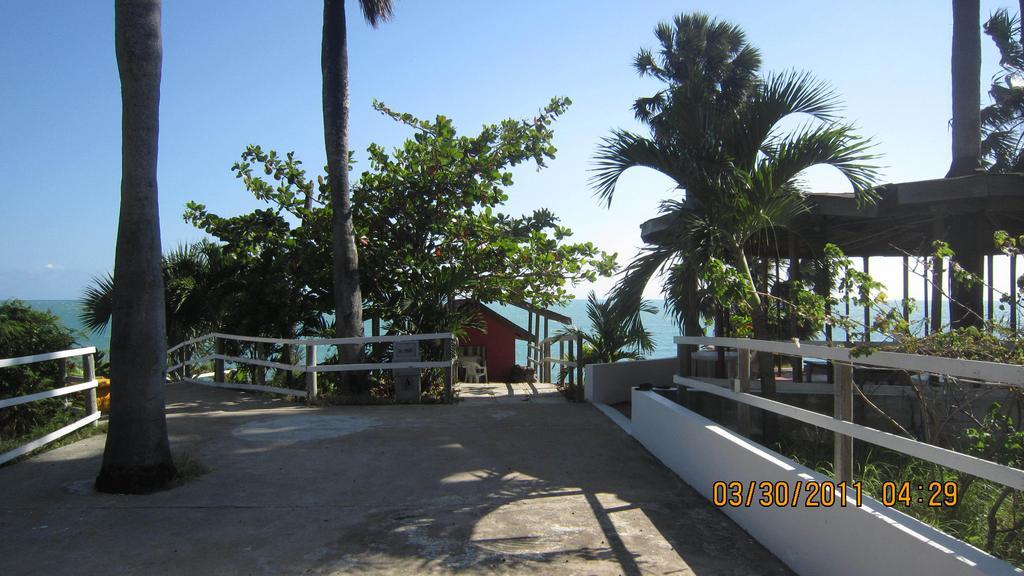 Treasure Beach Hotel Esterno foto